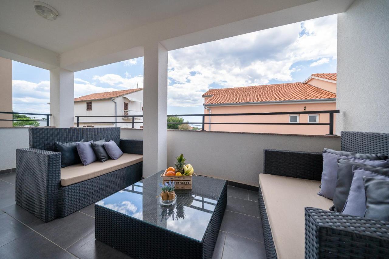 Holiday Apartments Amarilis 파코스탄 외부 사진