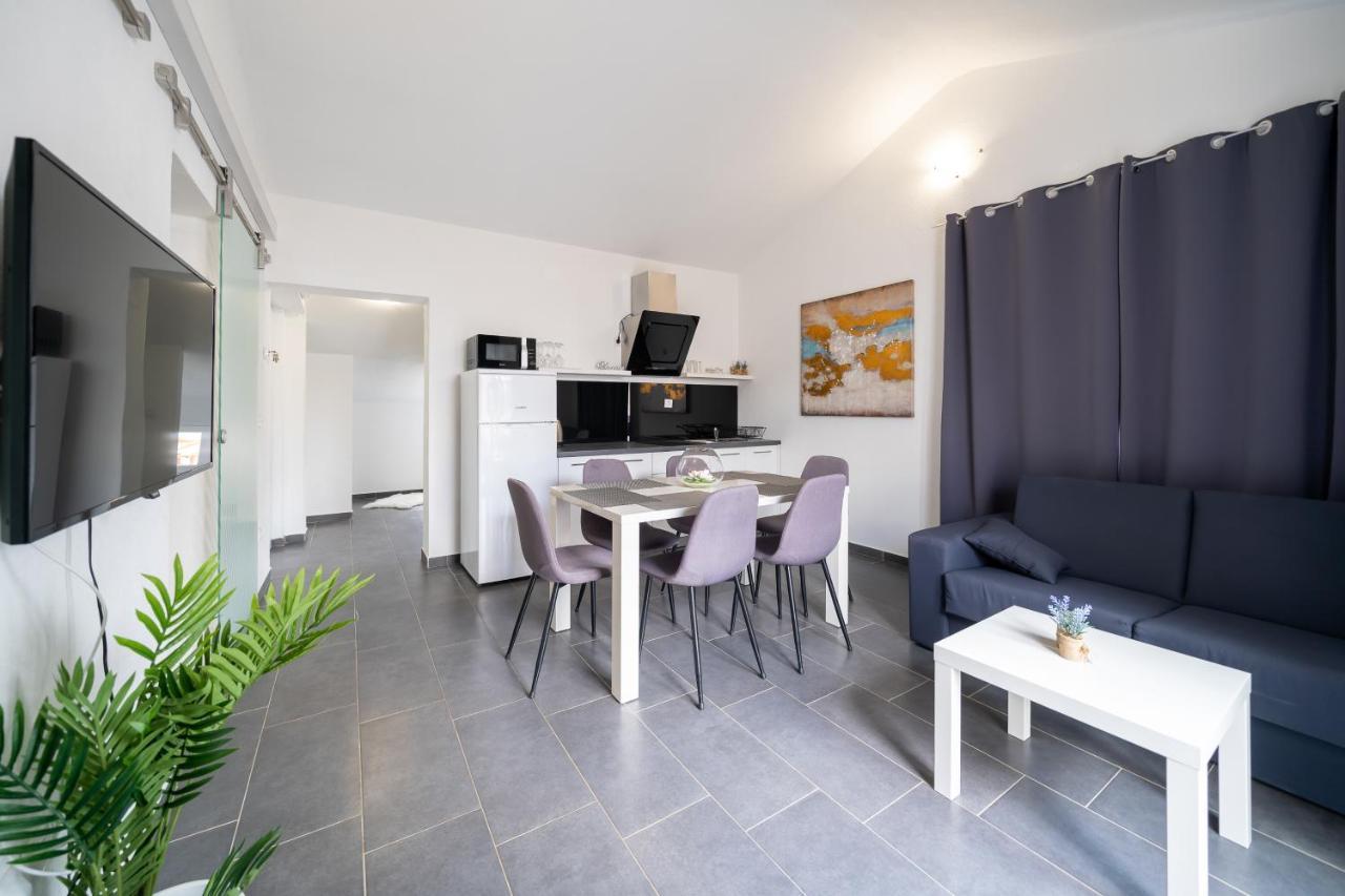 Holiday Apartments Amarilis 파코스탄 외부 사진